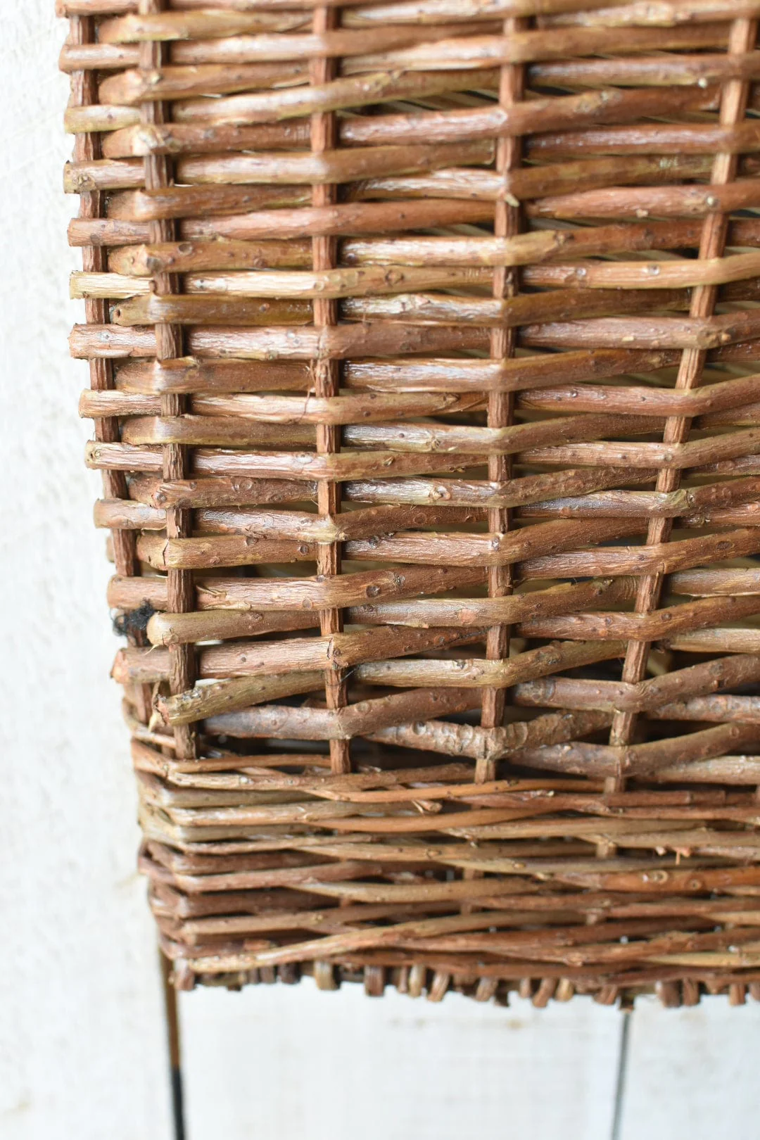 11" x 17" Wicker Basket w/Handle - Image 3