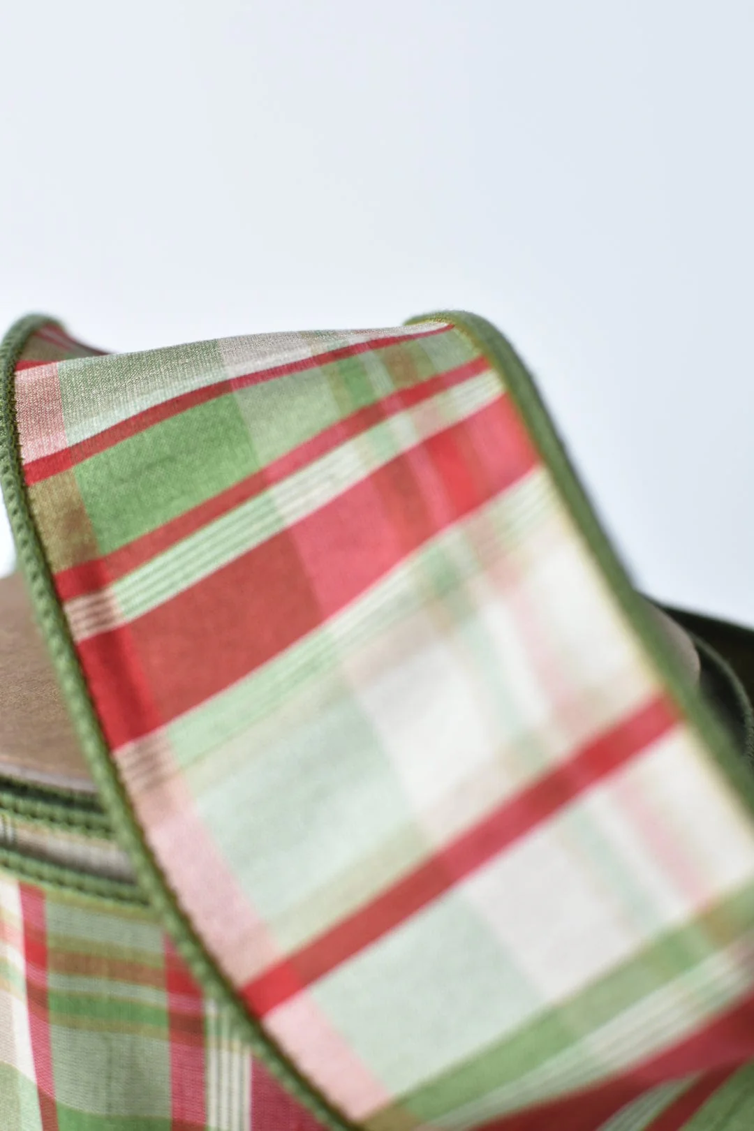 2.5" x 10yd Red/Green/Tan Plaid Dupioni Silk Ribbon - Image 5