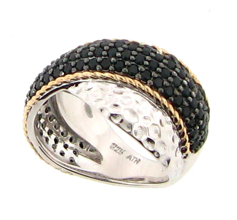 Belle Artique Sterling Silver Black Spinel Crossover Hammered Ring - Image 2