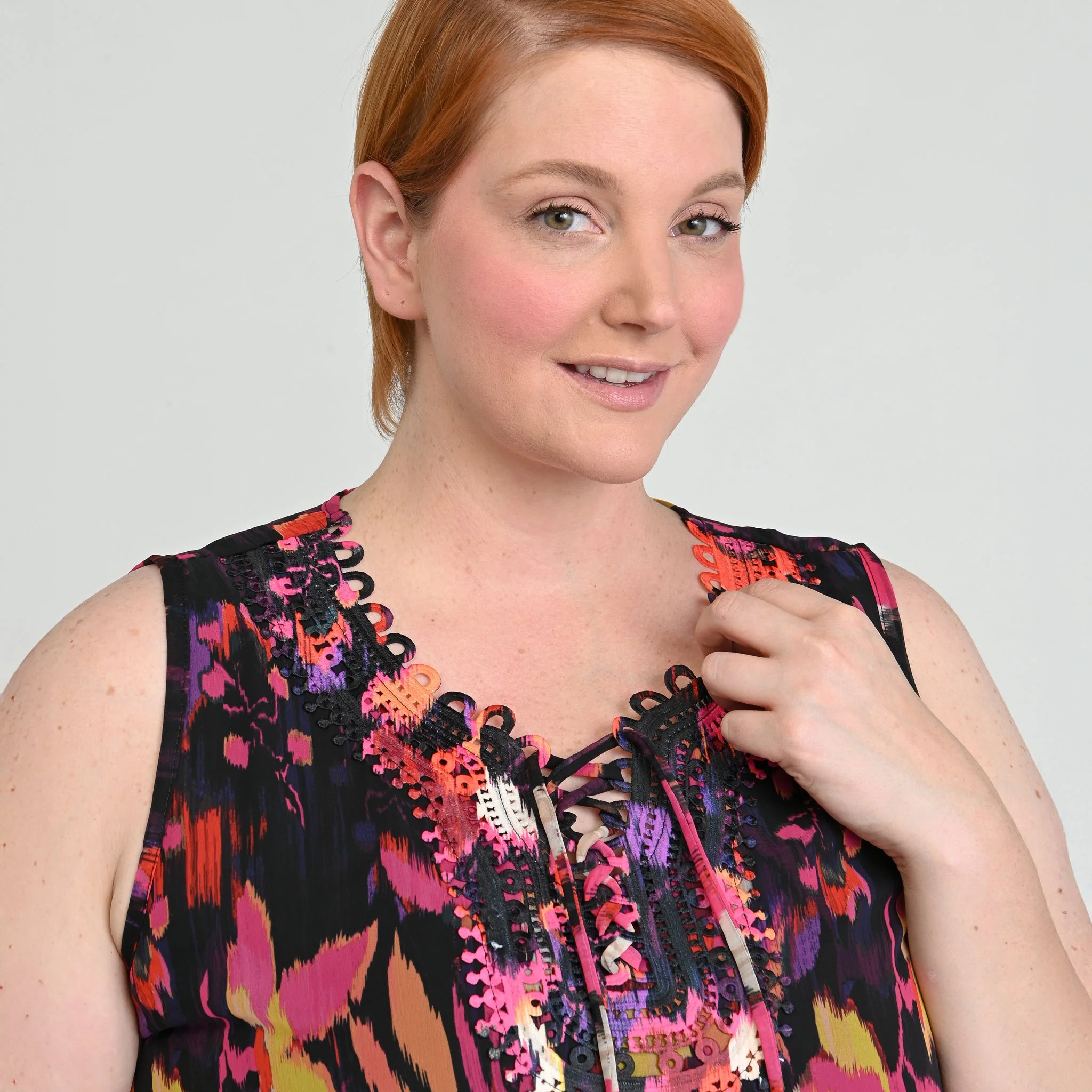 Christopher & Banks Border Print Crochet Tie Front Sleeveless Top - Image 9