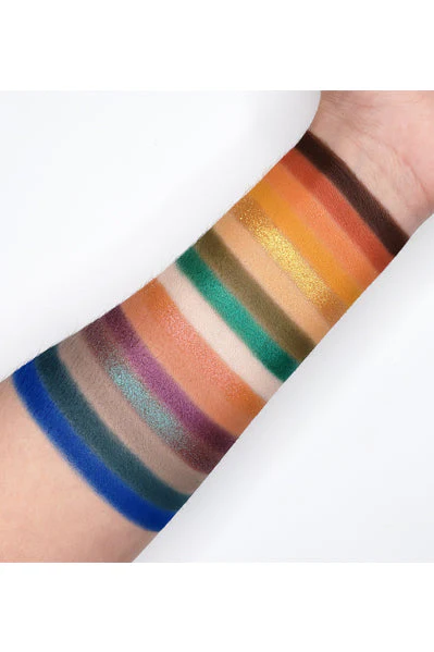 Crown Brush Chroma Eyeshadow Palette - Image 4