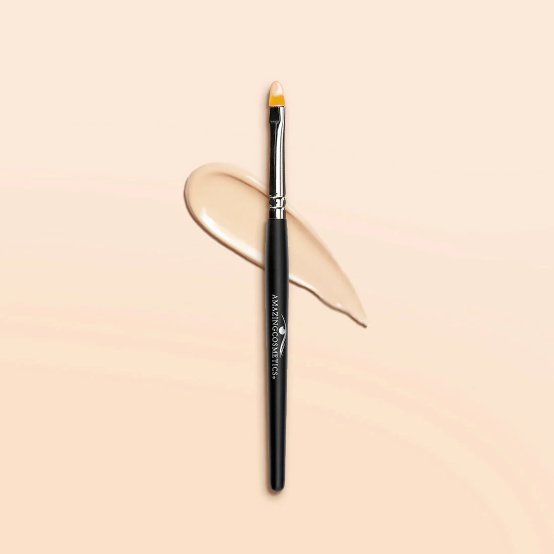 AmazingCosmetics Tapered Concealer Brush - Image 4