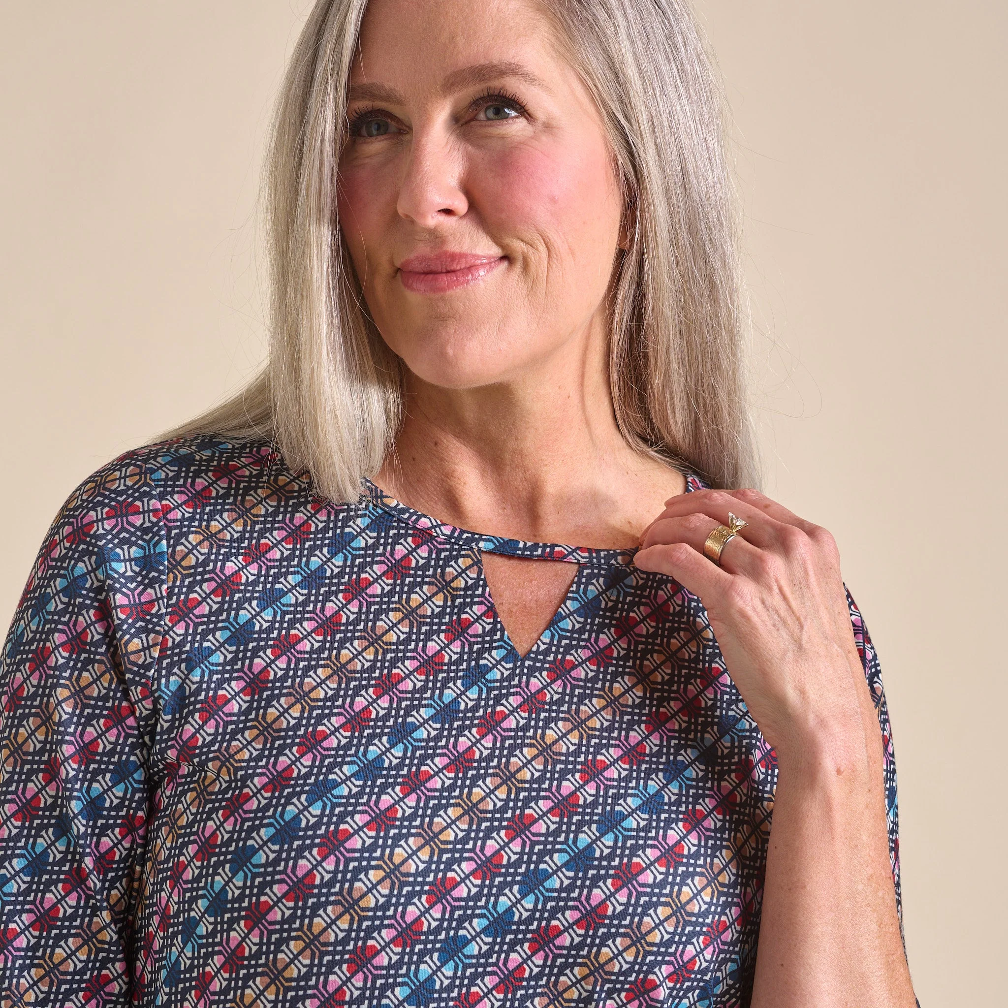 Christopher & Banks Diagonal Geo Print Keyhole Neck 3/4 Sleeve Tee - Image 5