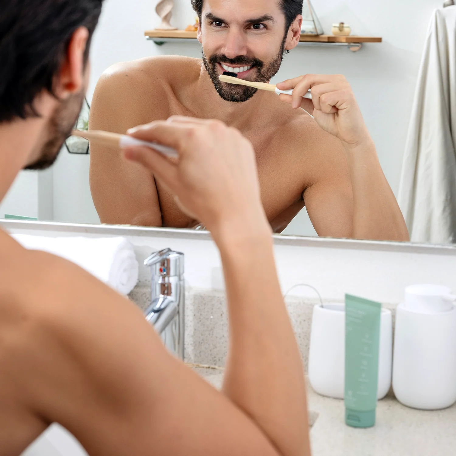 Terra & Co. Gentle Green™ Fluoride-Free Sensitive Toothpaste with Hydroxyapatite & B12 - Image 4