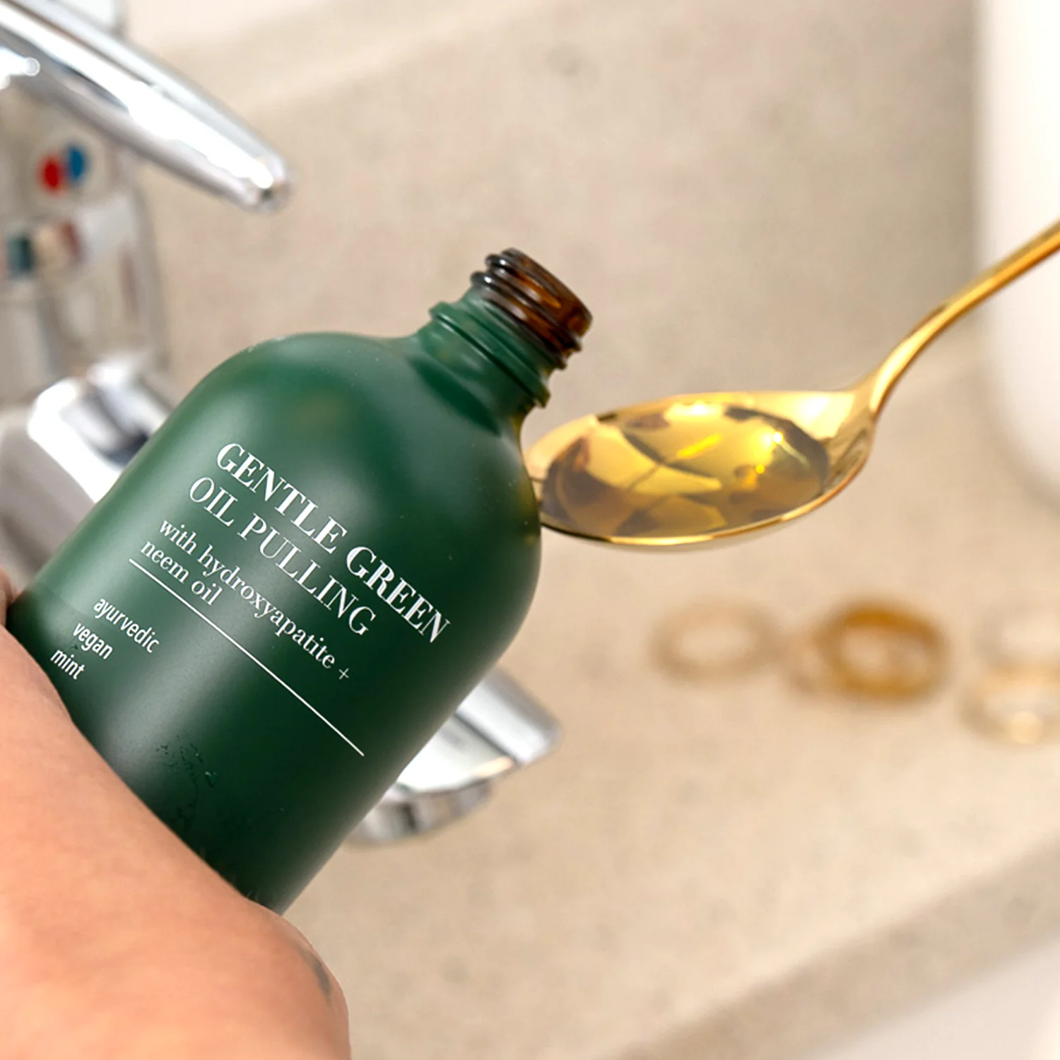 Terra & Co. Gentle Green Enamel Support & Gum Health Oil Pulling Mouthwash - Image 5