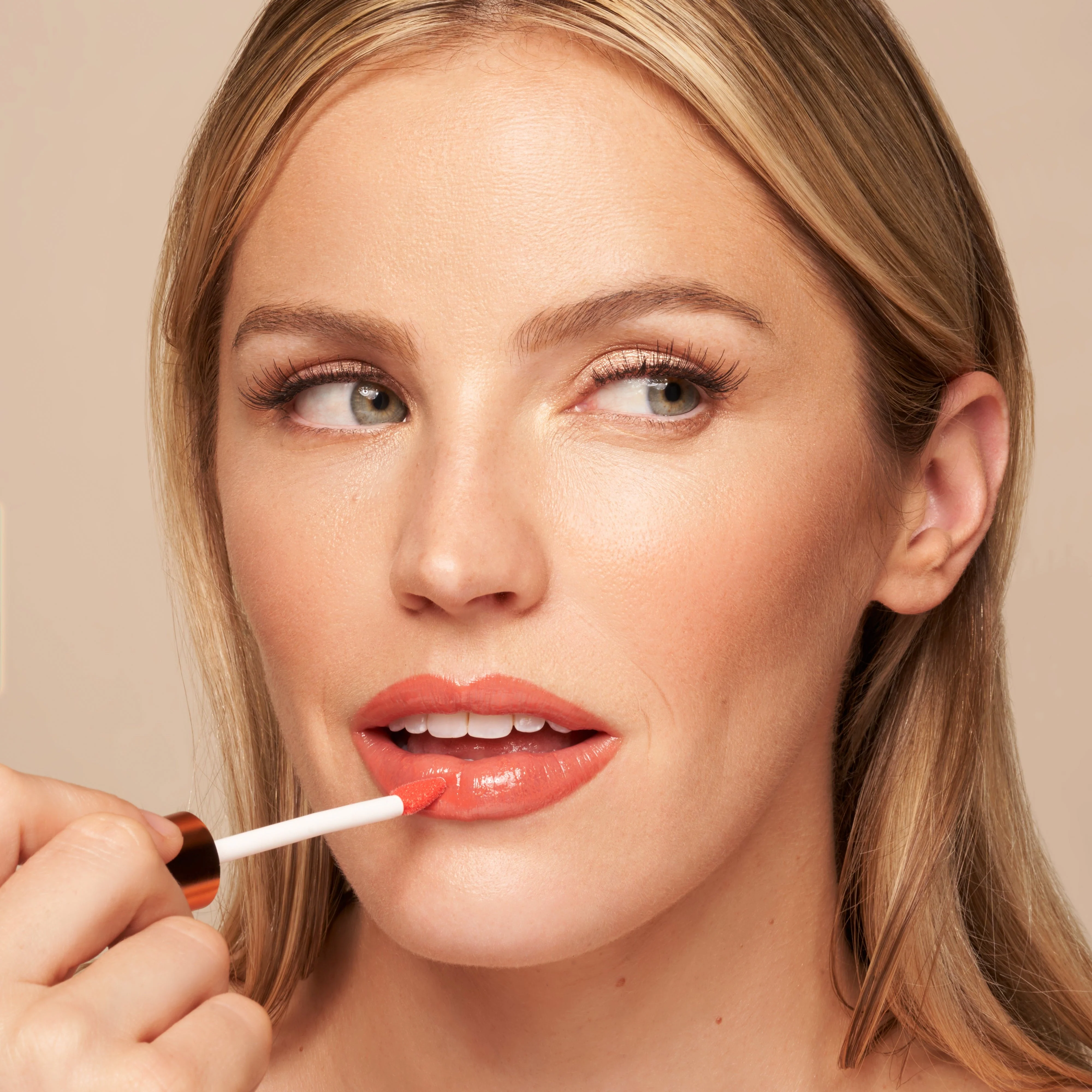 YENSA Luxe Lip Nourishing Oil with Hyaluronic & Vitamin E 0.20oz - Image 12