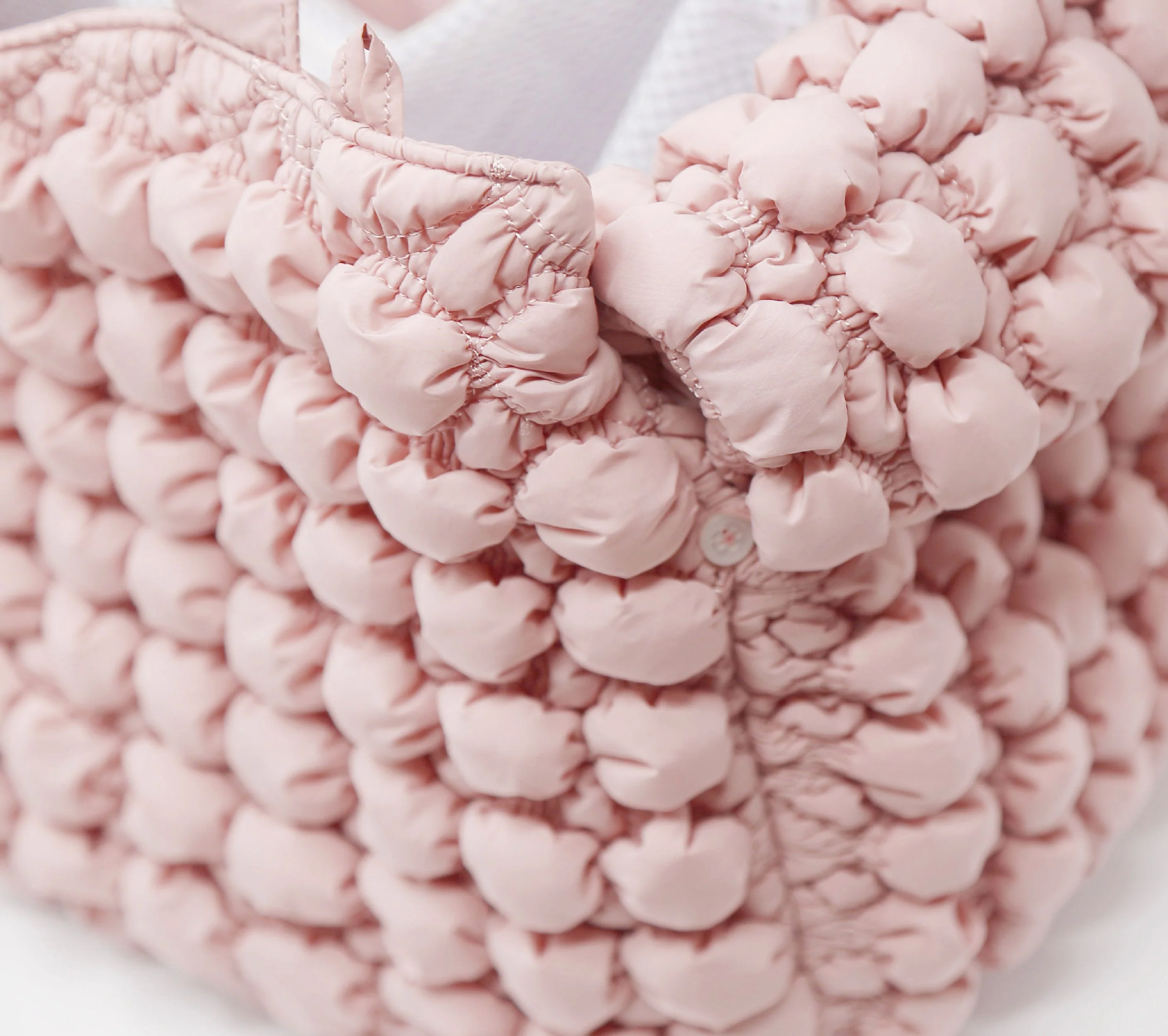 Pet Life ® 'Bubble Vogue' Ultra-Plush Pet Carrier - Image 5