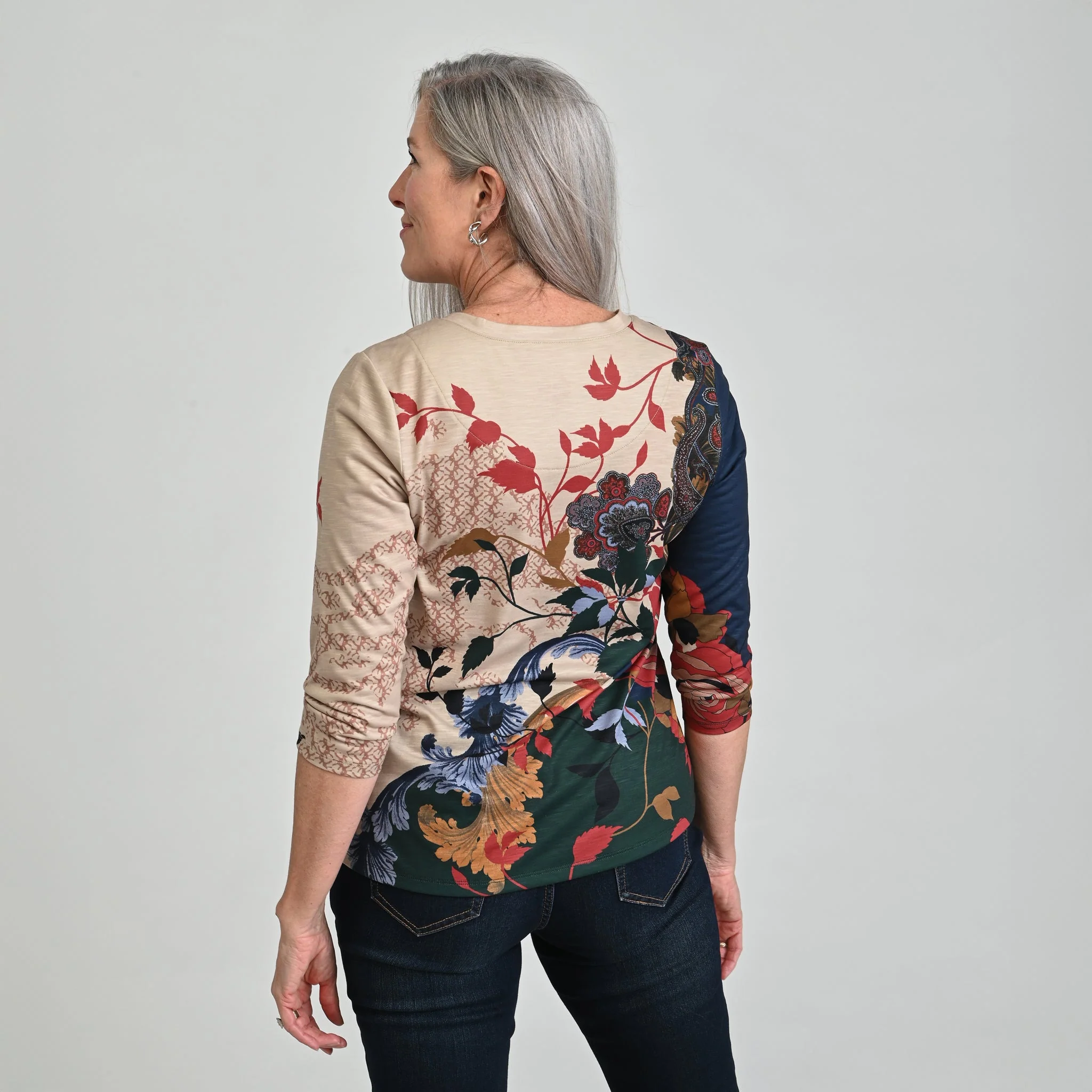 Christopher & Banks Printed 3/4 Sleeve V Neck Top - Image 3