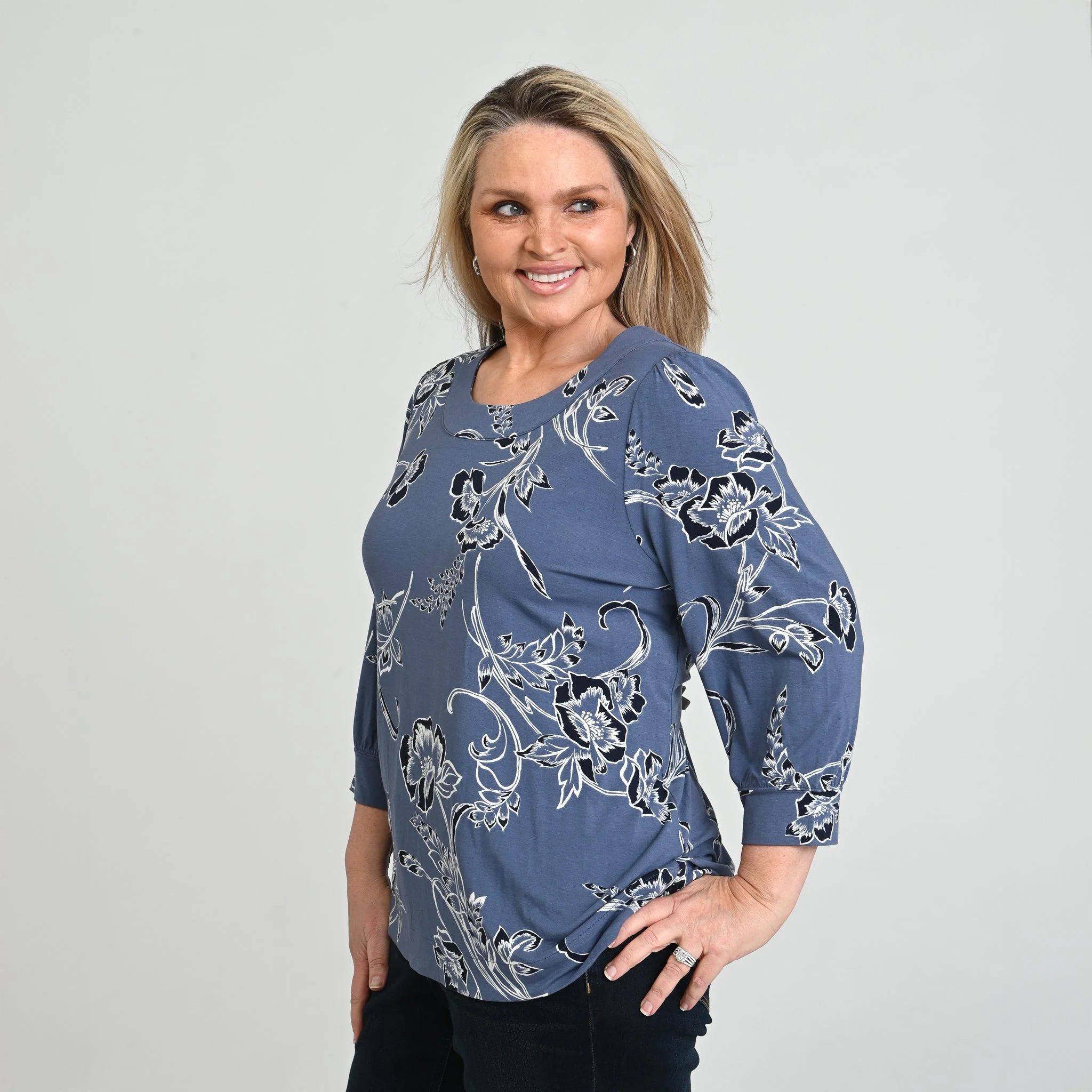 Christopher & Banks Printed Scoop Neck 3/4 Sleeve Top - Image 7