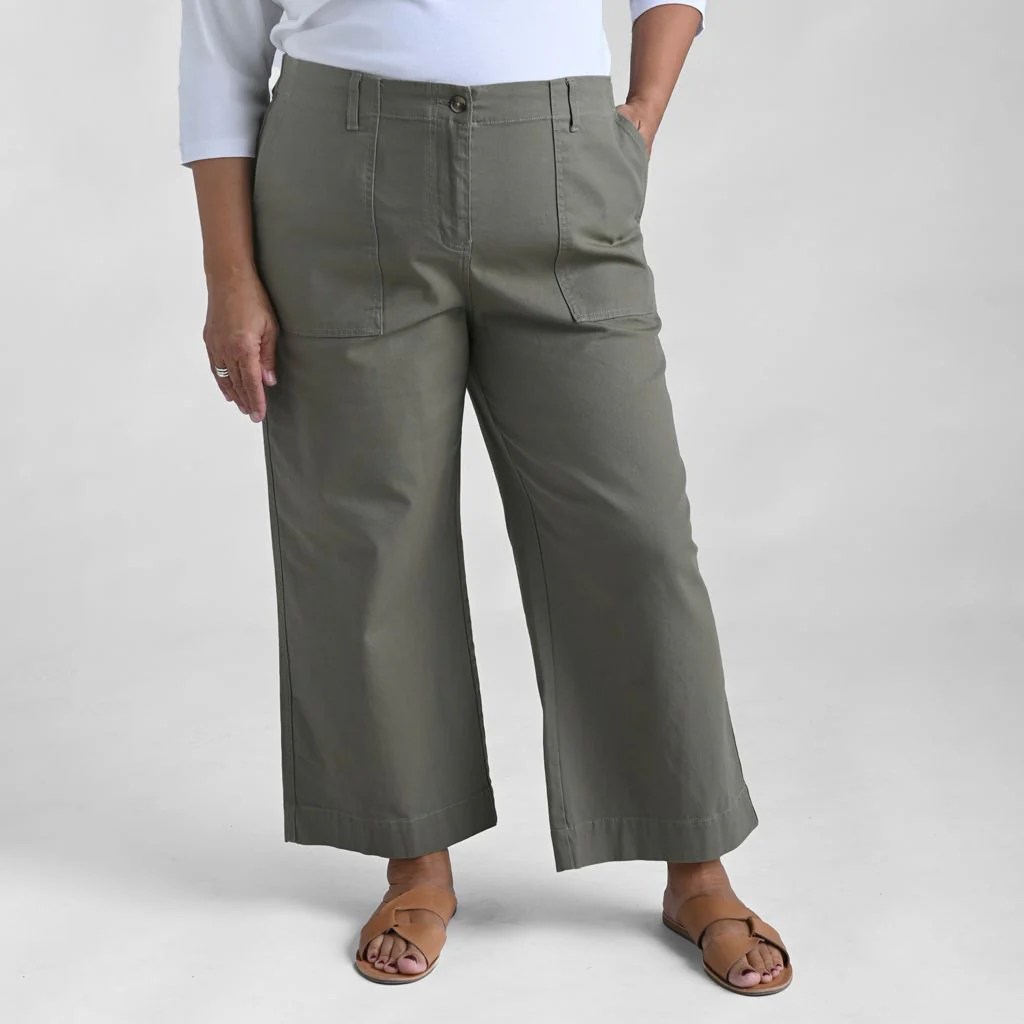 Christopher & Banks Relaxed Fit Wide Leg Crop Pant - Image 9