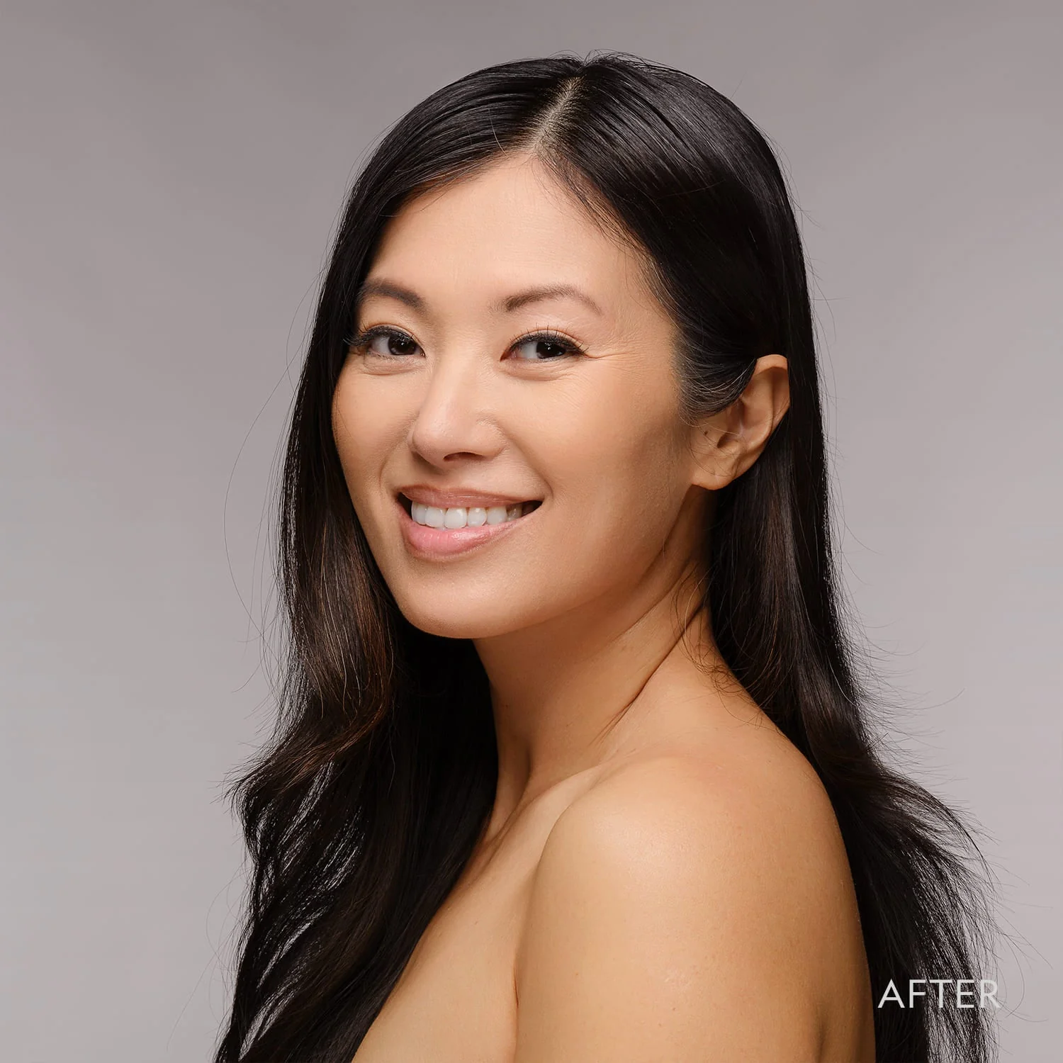 YENSA Super Serum Silk Matte Powder Peptide Foundation - Image 32
