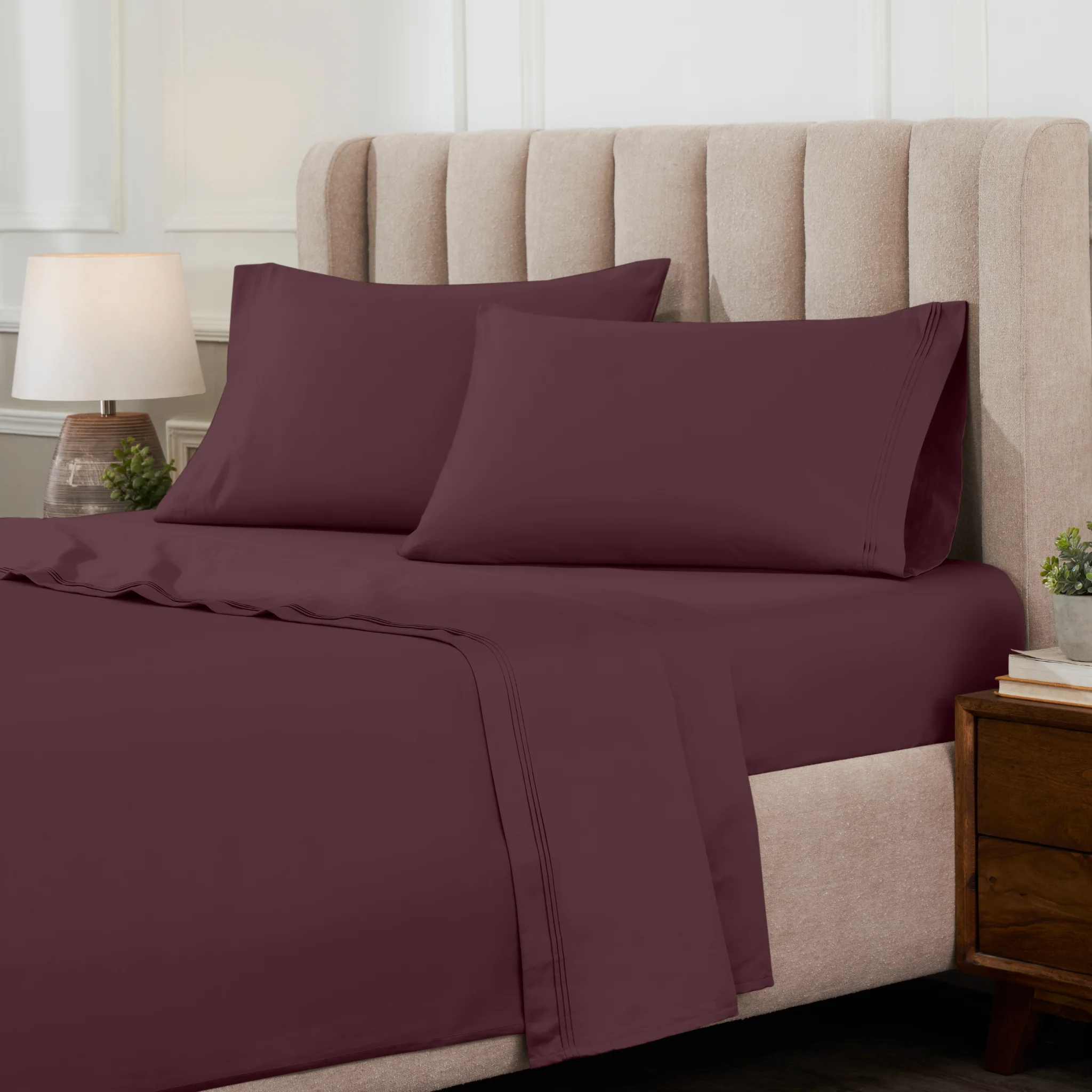 Superior 1000 Thread Count Egyptian Cotton Sateen Solid 4-Piece Sheet Set - Image 11
