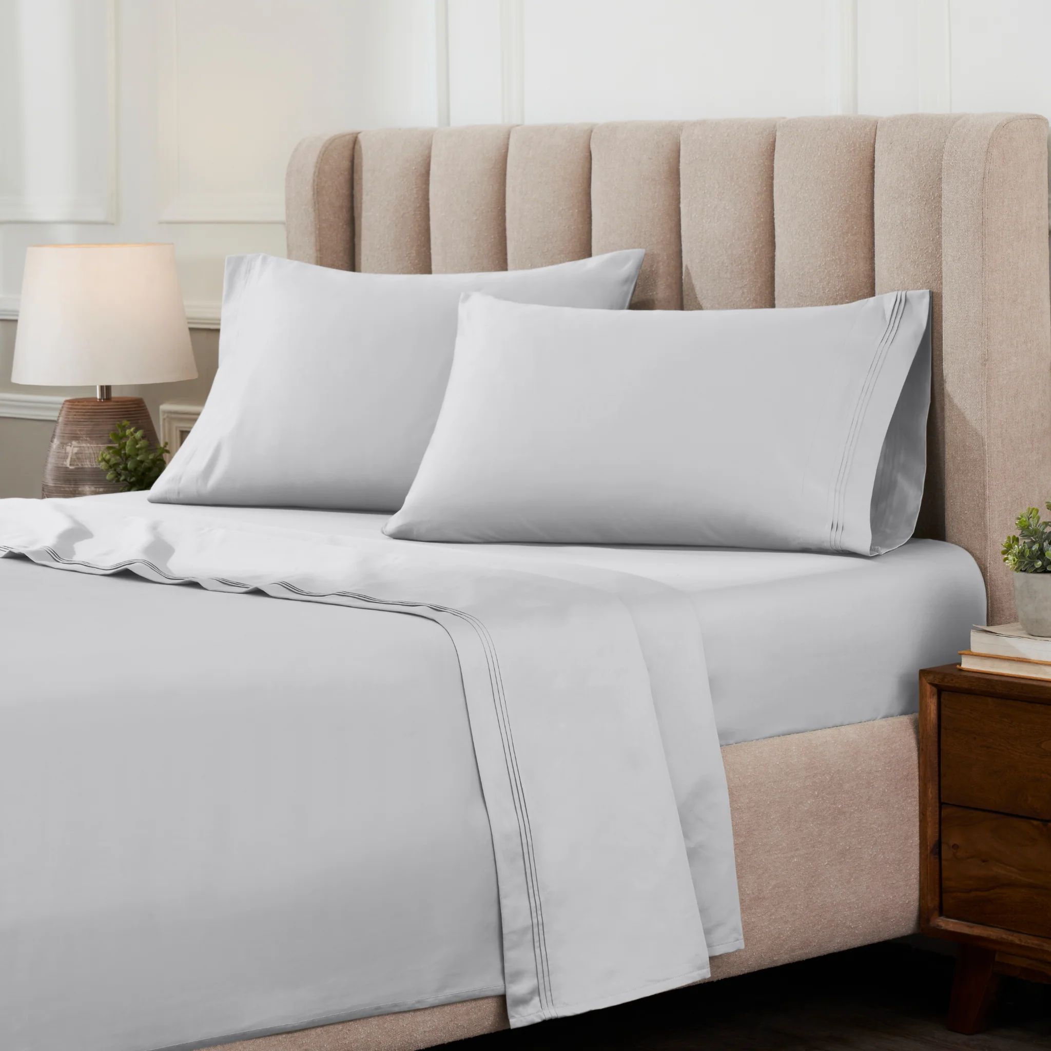 Superior 1000 Thread Count Egyptian Cotton Sateen Solid 4-Piece Sheet Set - Image 12
