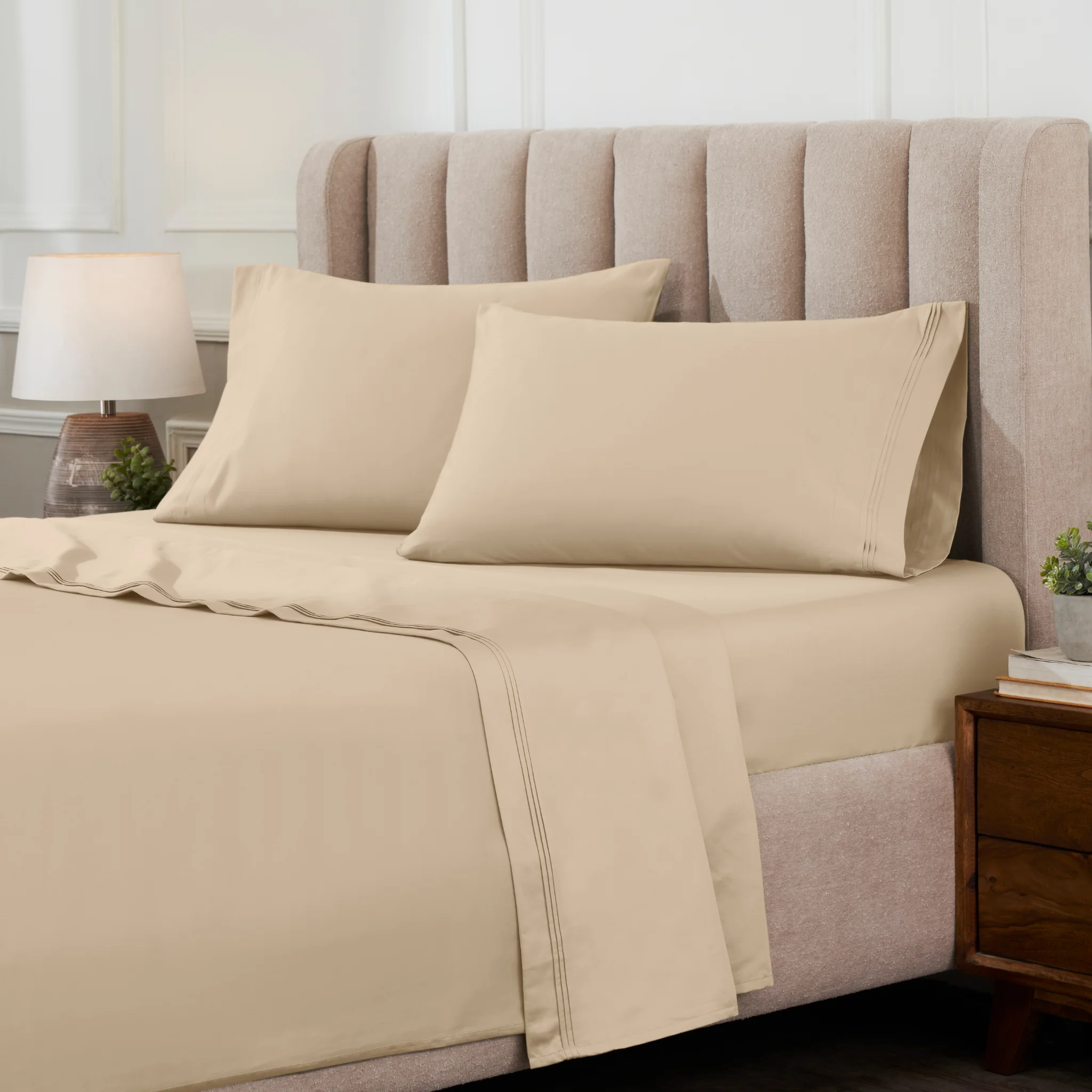 Superior 1000 Thread Count Egyptian Cotton Sateen Solid 4-Piece Sheet Set - Image 14