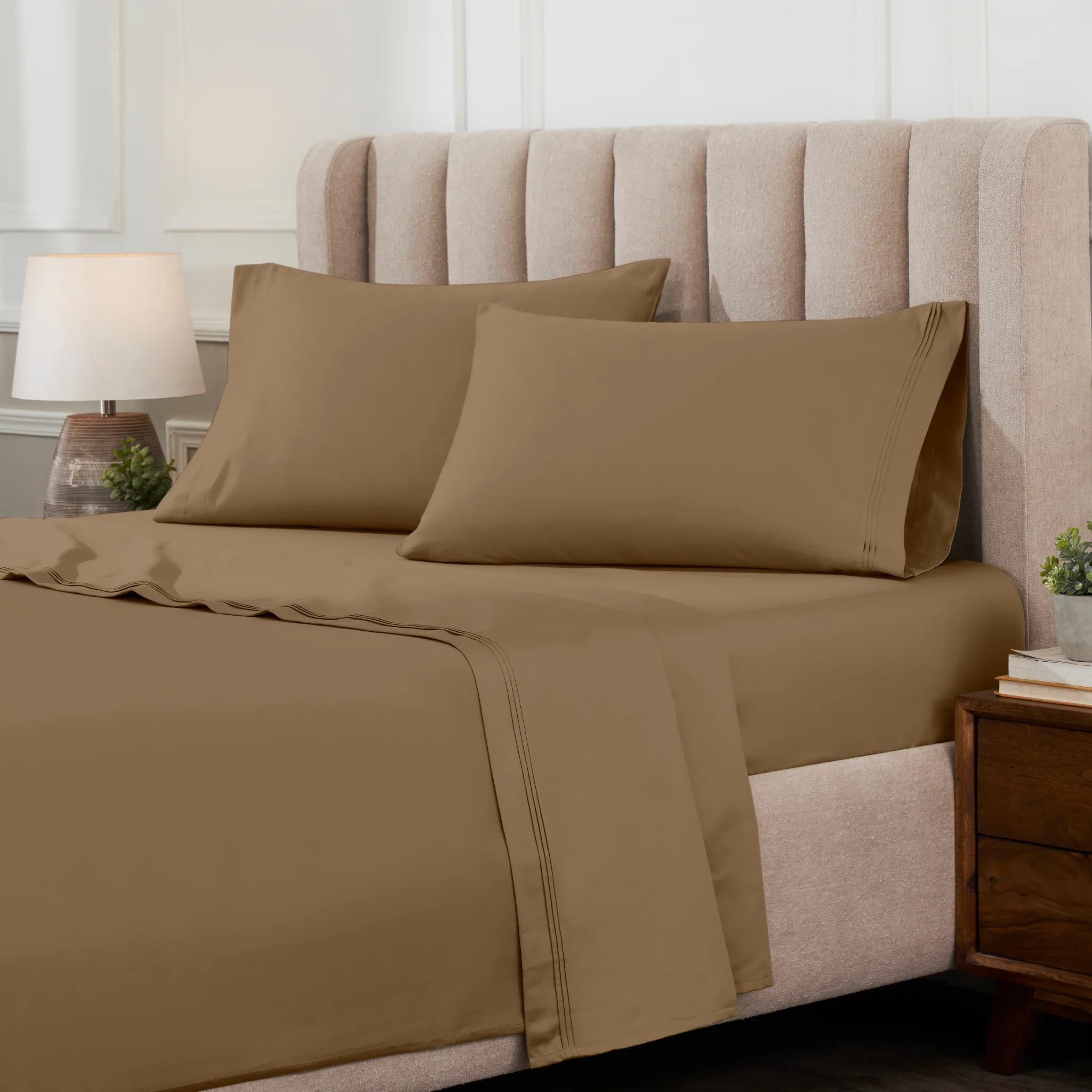 Superior 1000 Thread Count Egyptian Cotton Sateen Solid 4-Piece Sheet Set - Image 15