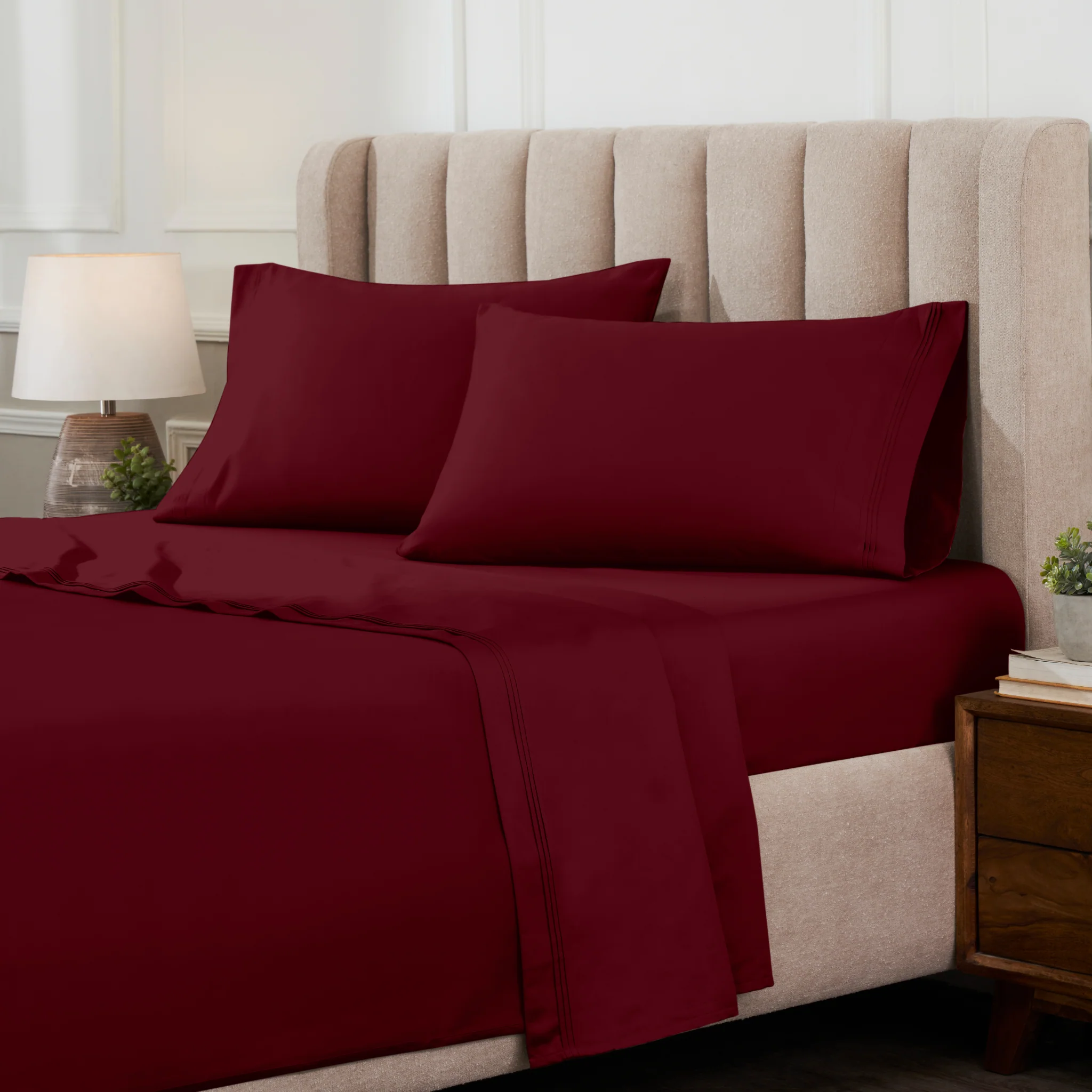 Superior 1000 Thread Count Egyptian Cotton Sateen Solid 4-Piece Sheet Set - Image 3