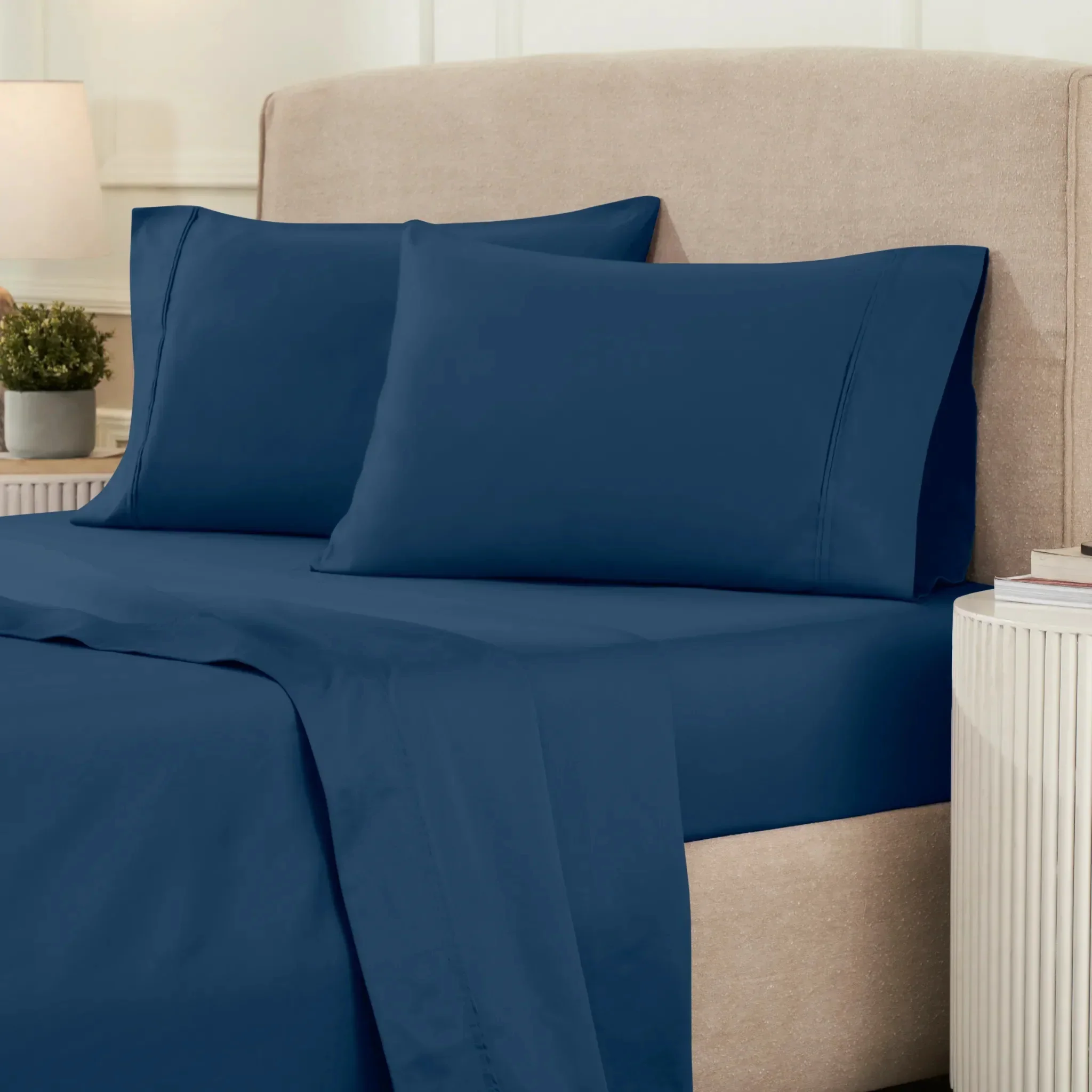 Superior 1200 Thread Count Egyptian Cotton Sateen Solid 4-Piece Sheet Set - Image 7