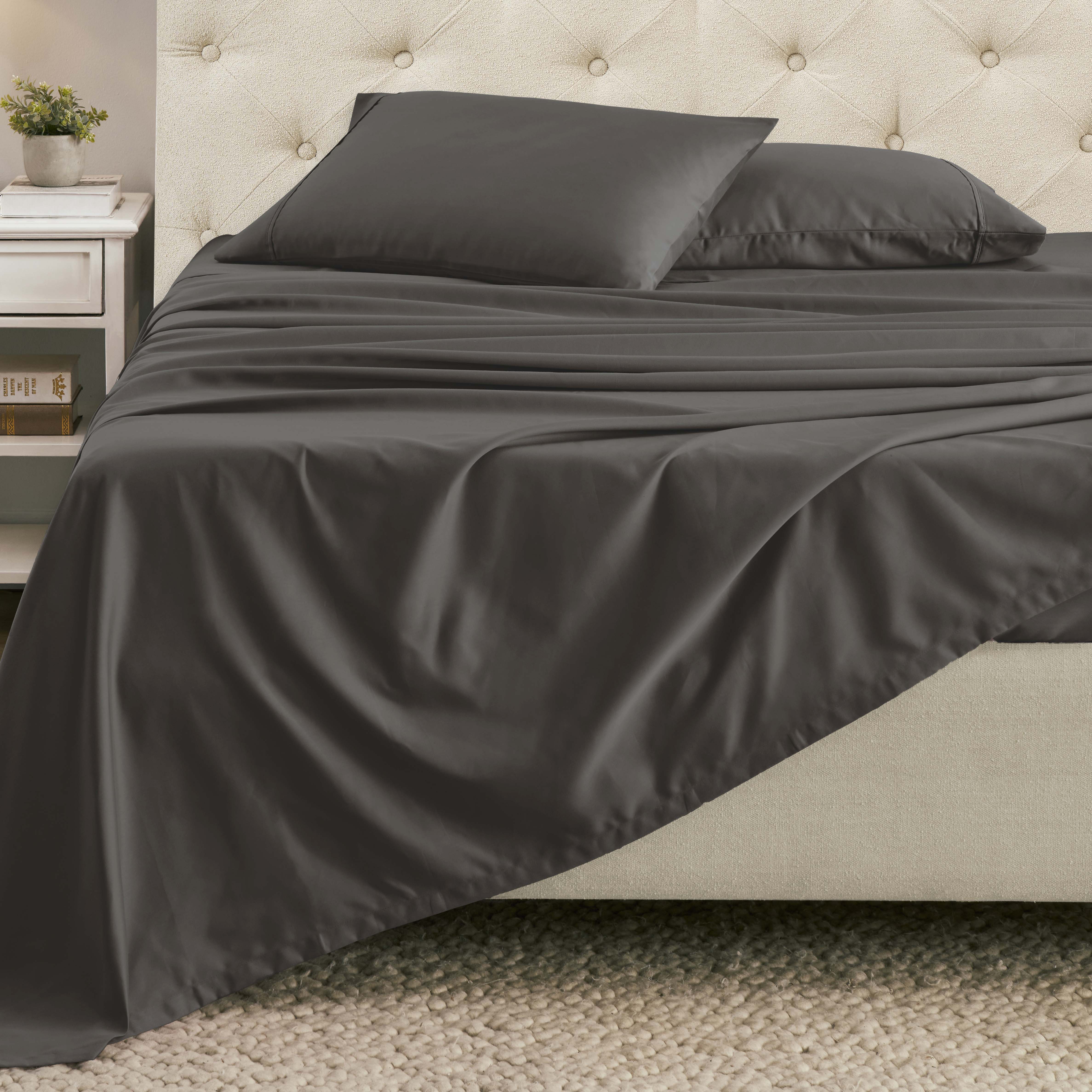 Superior 1500 Thread Count Cotton Blend Deep Pocket Solid 4-Piece Sheet Set - Image 2