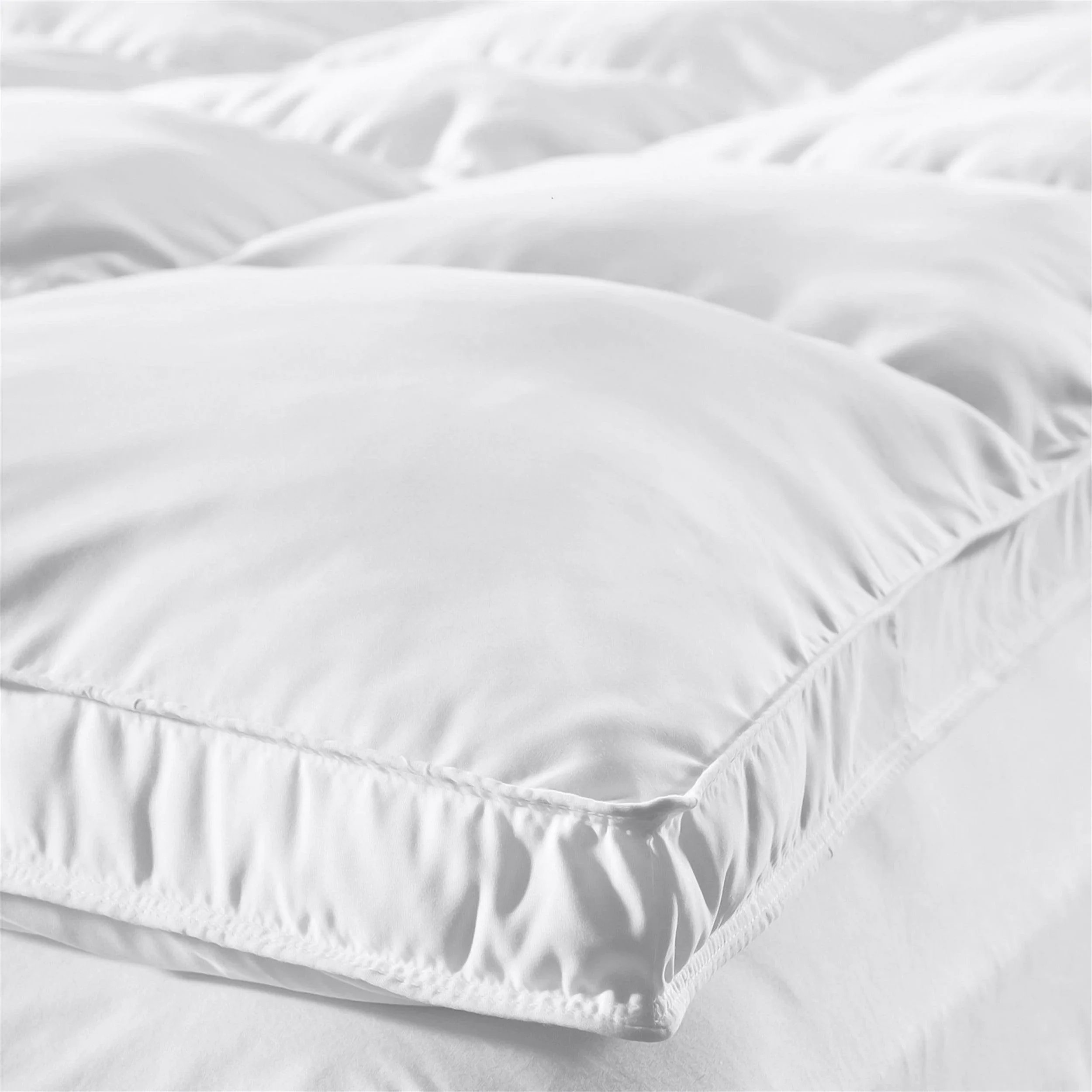 Superior Brushed Microfiber Down Alternative 2 Inch Mattress Topper - Image 4