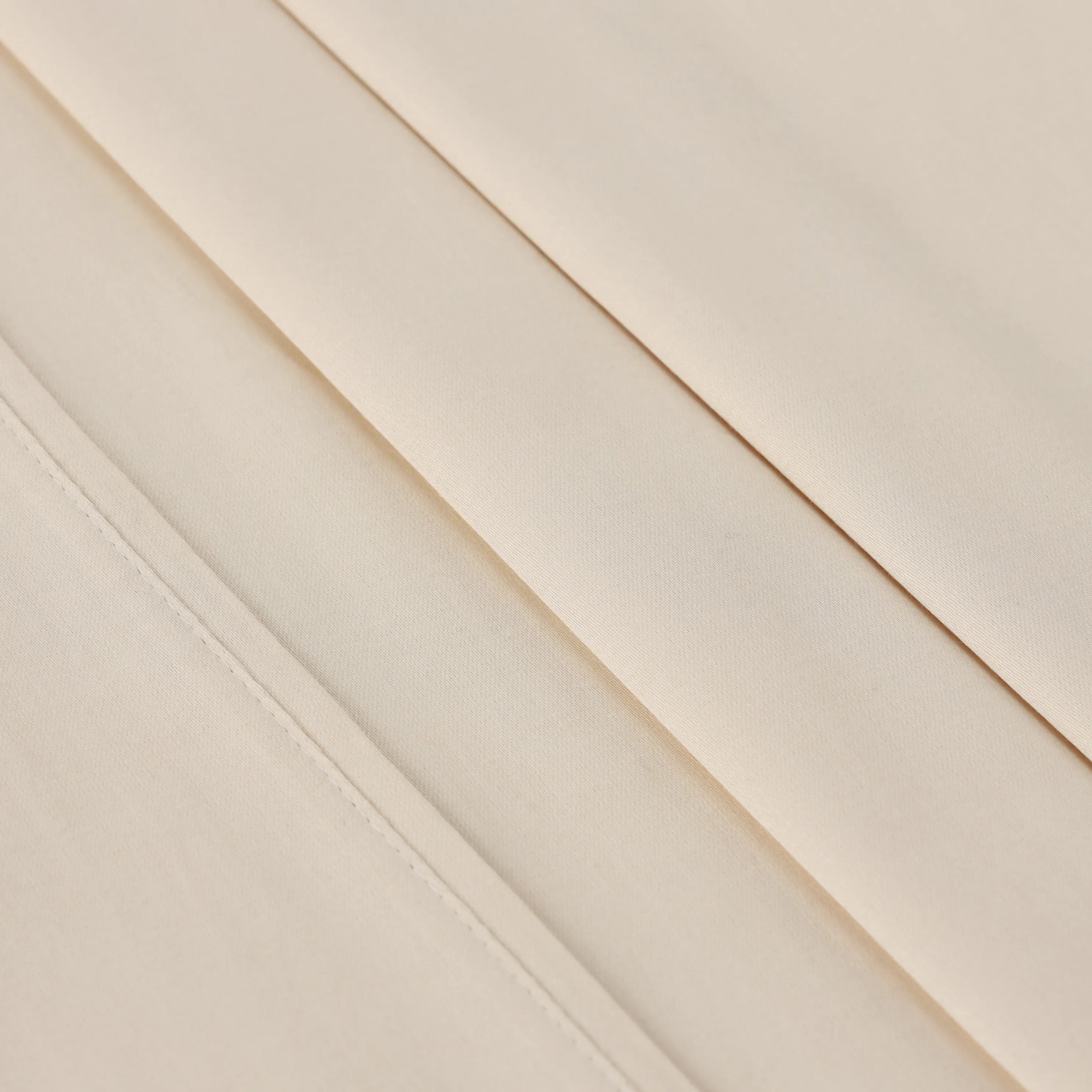 Superior Solid 300 Thread Count Egyptian Cotton Sateen 4-Piece Sheet Set - Image 15