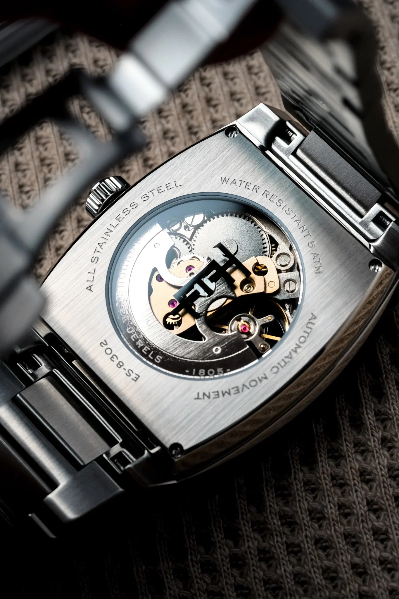 Thomas Earnshaw Men's 40mm Wellington Automatic Skeletonized Tonneau Bracelet Watch - Image 9